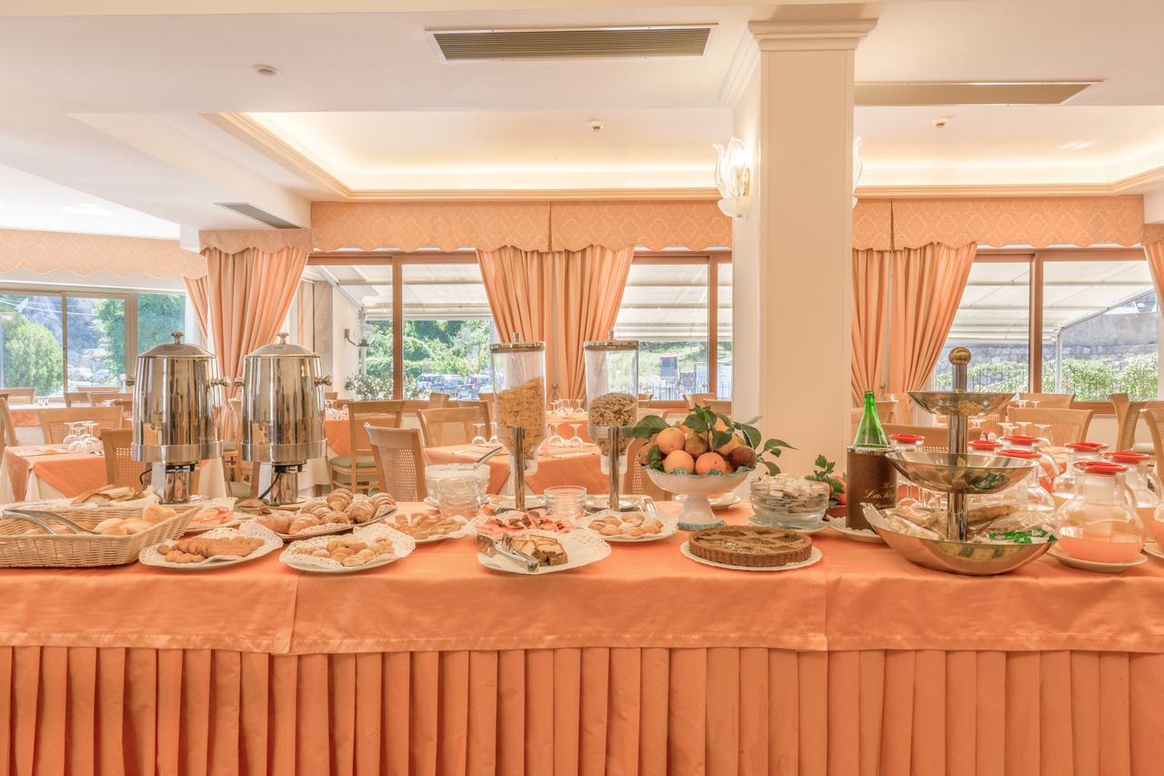 Hotel La Pergoletta ซานตากาตา ซุย ดูเอกอลฟี ภายนอก รูปภาพ